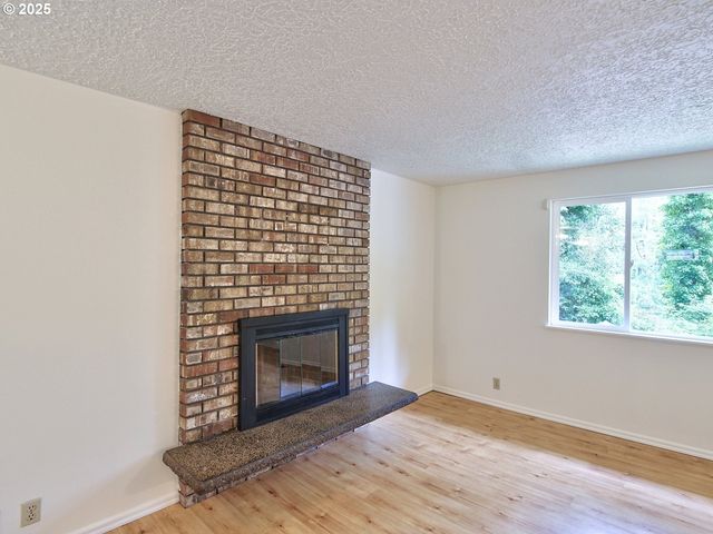 1745 Ne WEST DEVILS LAKE Rd, Lincoln City, OR 97367