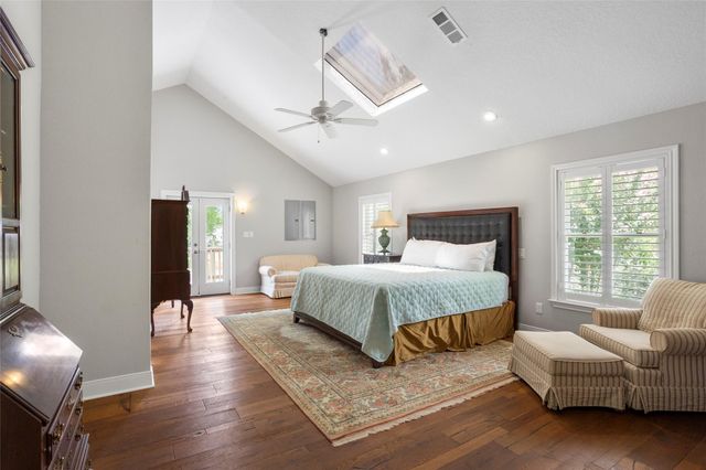 14009 W Hughes Road, Dickinson, TX 77539