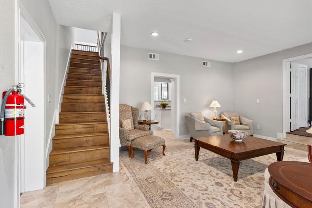 14009 W Hughes Road, Dickinson, TX 77539