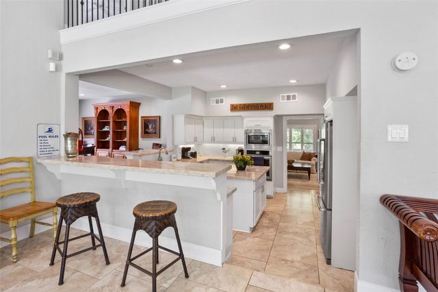 14009 W Hughes Road, Dickinson, TX 77539