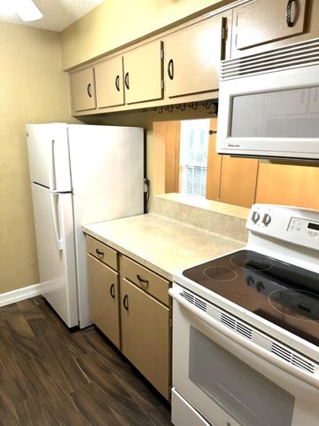 6402 Del Monte Drive 54, Houston, TX 77057