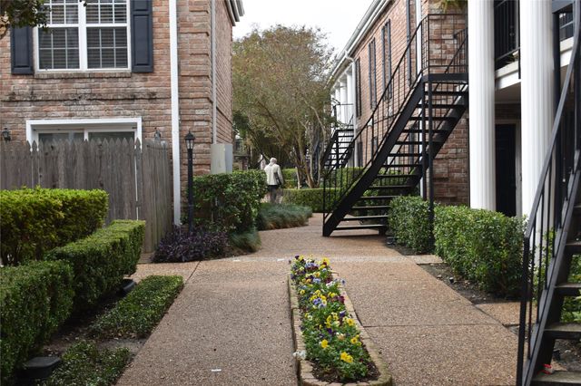 6402 Del Monte Drive 54, Houston, TX 77057