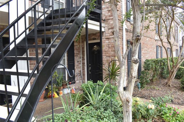 6402 Del Monte Drive 54, Houston, TX 77057