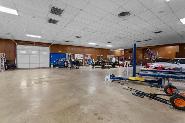 300 Martin, Lone Star, TX 75668