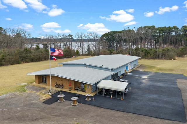 300 Martin, Lone Star, TX 75668