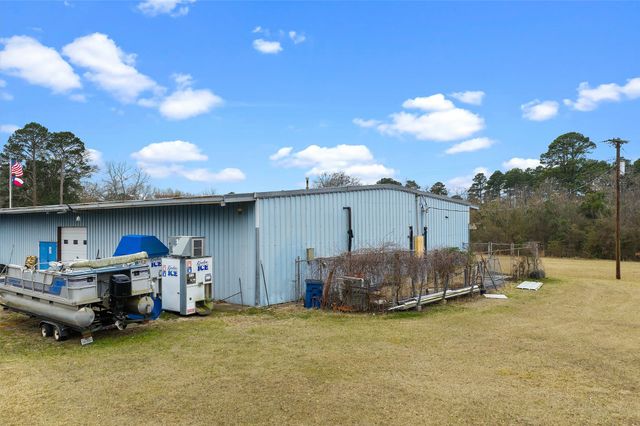 300 Martin, Lone Star, TX 75668