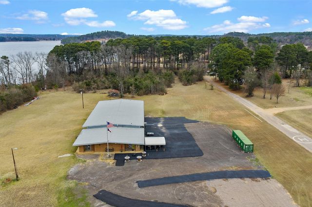 300 Martin, Lone Star, TX 75668