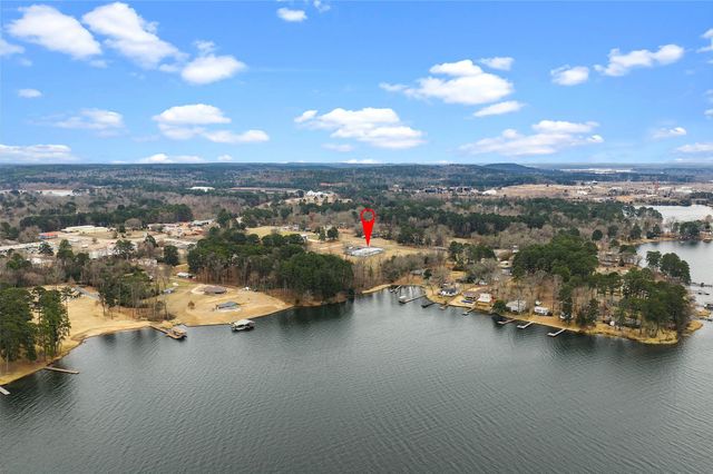 300 Martin, Lone Star, TX 75668