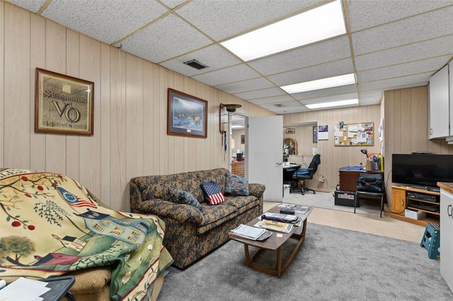 300 Martin, Lone Star, TX 75668