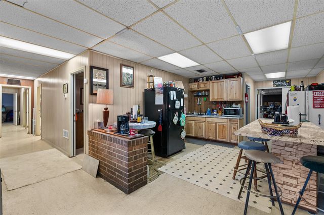 300 Martin, Lone Star, TX 75668