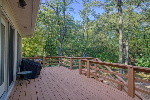 31 Promesa Lane, Hot Springs Village, AR 71909