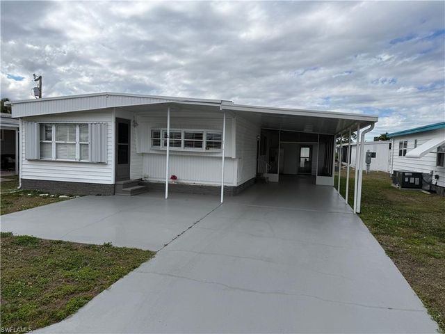 14511 Constitution WAY, North Fort Myers, FL 33917