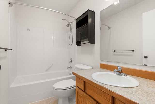 1015 N Fox Ridge Rd, Medical Lake, WA 99022