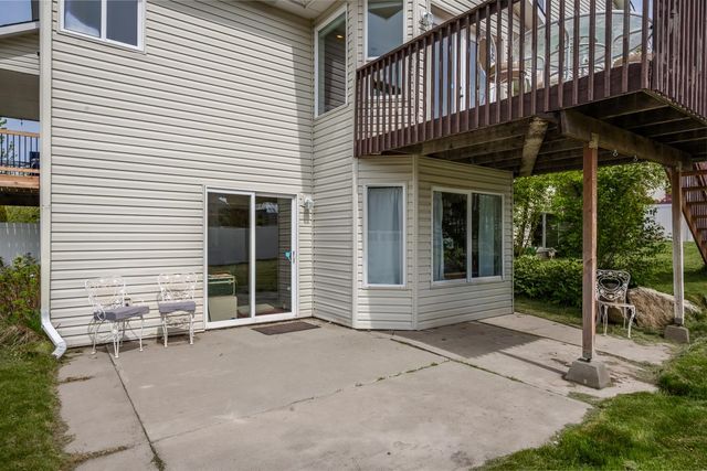 1015 N Fox Ridge Rd, Medical Lake, WA 99022