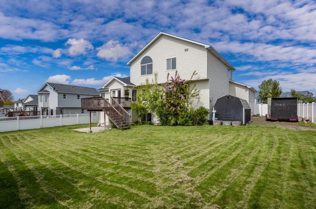 1015 N Fox Ridge Rd, Medical Lake, WA 99022