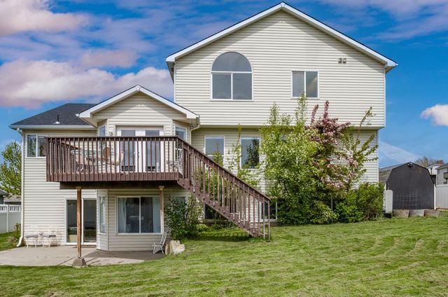 1015 N Fox Ridge Rd, Medical Lake, WA 99022