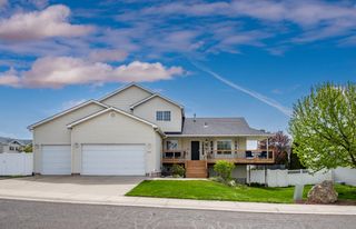 1015 N Fox Ridge Rd, Medical Lake, WA 99022