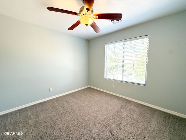 3998 W Roundabout Circle, Chandler, AZ 85226
