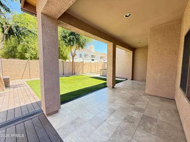3998 W Roundabout Circle, Chandler, AZ 85226