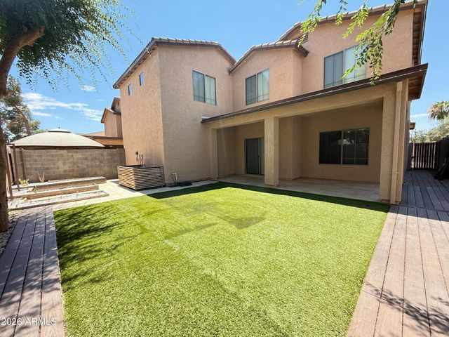 3998 W Roundabout Circle, Chandler, AZ 85226