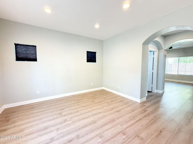 3998 W Roundabout Circle, Chandler, AZ 85226