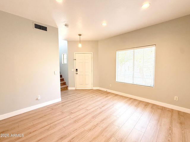 3998 W Roundabout Circle, Chandler, AZ 85226
