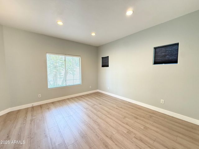 3998 W Roundabout Circle, Chandler, AZ 85226