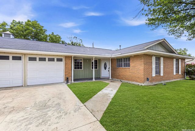 4623 OLD COACH LN, San Antonio, TX 78220