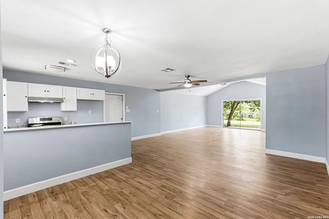 4623 OLD COACH LN, San Antonio, TX 78220