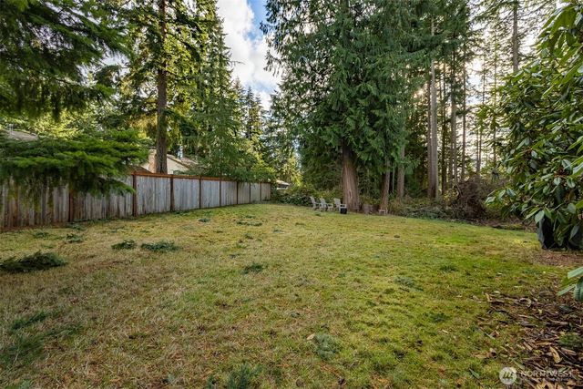 14025 61st Place W, Edmonds, WA 98026