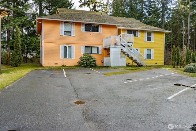 14025 61st Place W, Edmonds, WA 98026