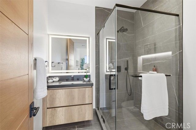 16800 Oak View, Encino (los Angeles), CA 91436