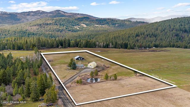 8827 W Carnie RD, Coeur d'Alene, ID 83814 property photo