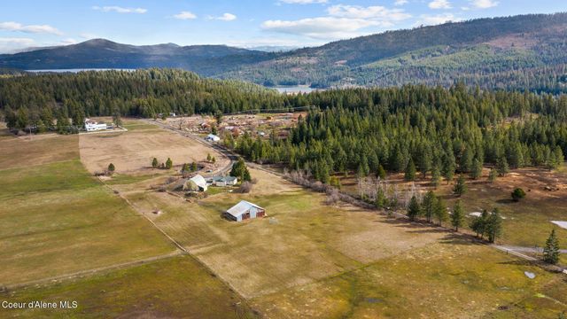 8827 W Carnie RD, Coeur D'alene, ID 83814