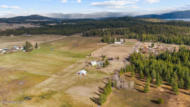 8827 W Carnie RD, Coeur D'alene, ID 83814