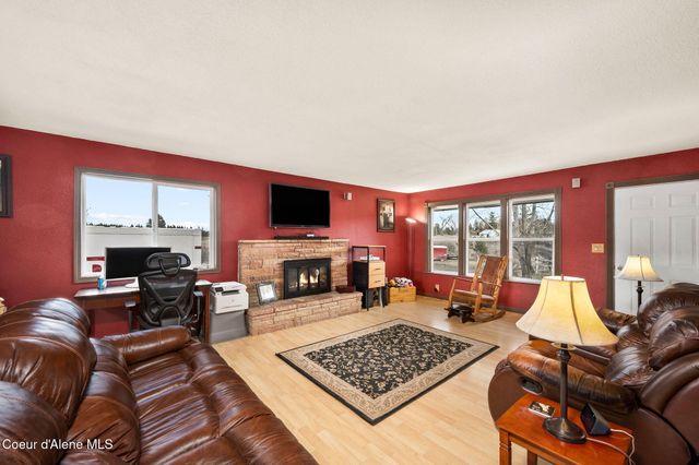 8827 W Carnie RD, Coeur D'alene, ID 83814