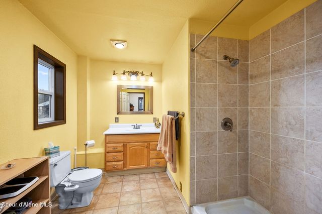 8827 W Carnie RD, Coeur D'alene, ID 83814