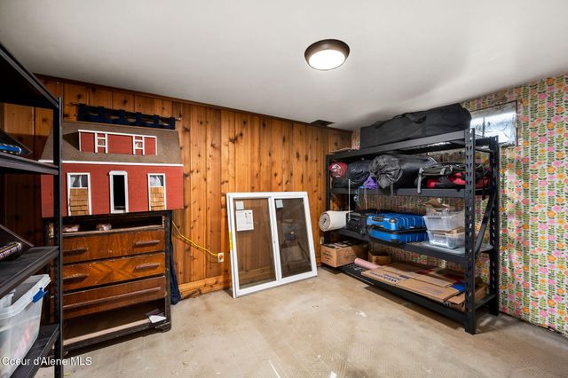 8827 W Carnie RD, Coeur D'alene, ID 83814