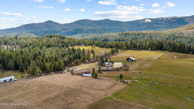 8827 W Carnie RD, Coeur D'alene, ID 83814
