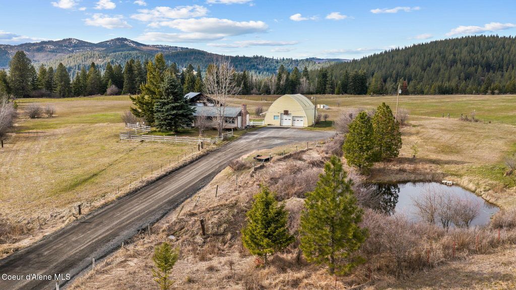 8827 W Carnie RD, Coeur d'Alene, ID 83814 photo 3