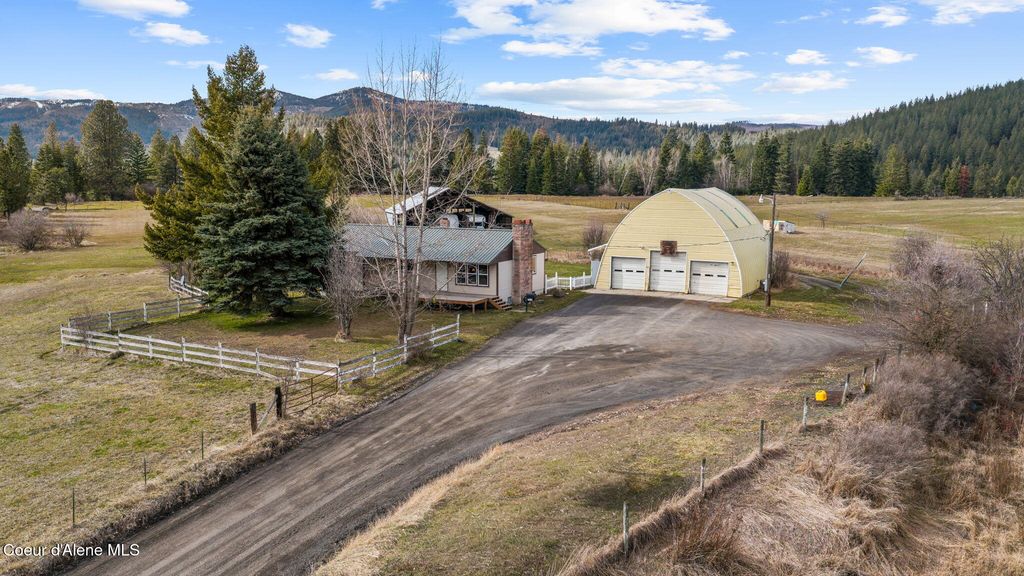 8827 W Carnie RD, Coeur d'Alene, ID 83814 photo 4
