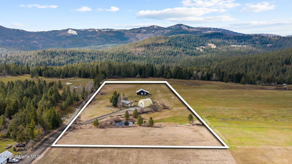 8827 W Carnie RD, Coeur d'Alene, ID 83814 photo 5