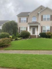 1624 Longmont Drive, Lawrenceville, GA 30044