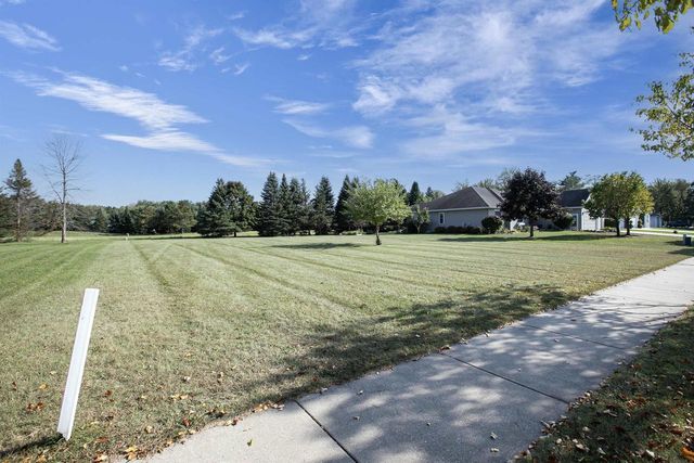 1547 FOXFIRE COURT, Waupaca, WI 54981