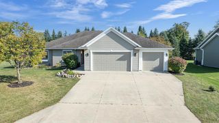 1547 FOXFIRE COURT, Waupaca, WI 54981