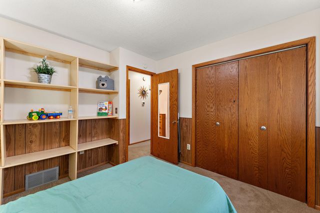 1126 Lincoln Avenue, Saint Paul Park, MN 55071