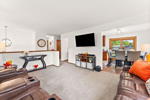 1126 Lincoln Avenue, Saint Paul Park, MN 55071