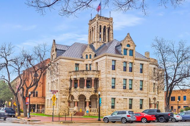 649 Jaboncillo Street, New Braunfels, TX 78132