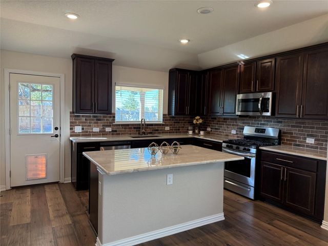 649 Jaboncillo Street, New Braunfels, TX 78132