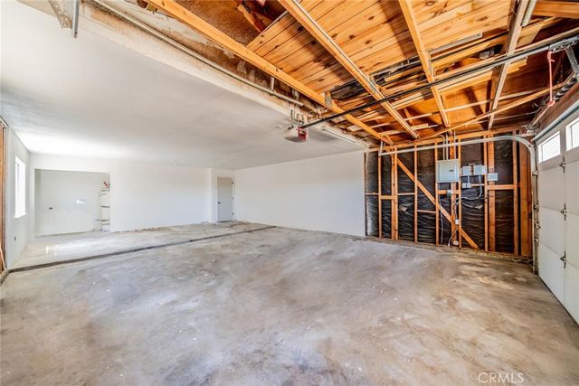 17771 Manzanita Street, Hesperia, CA 92345